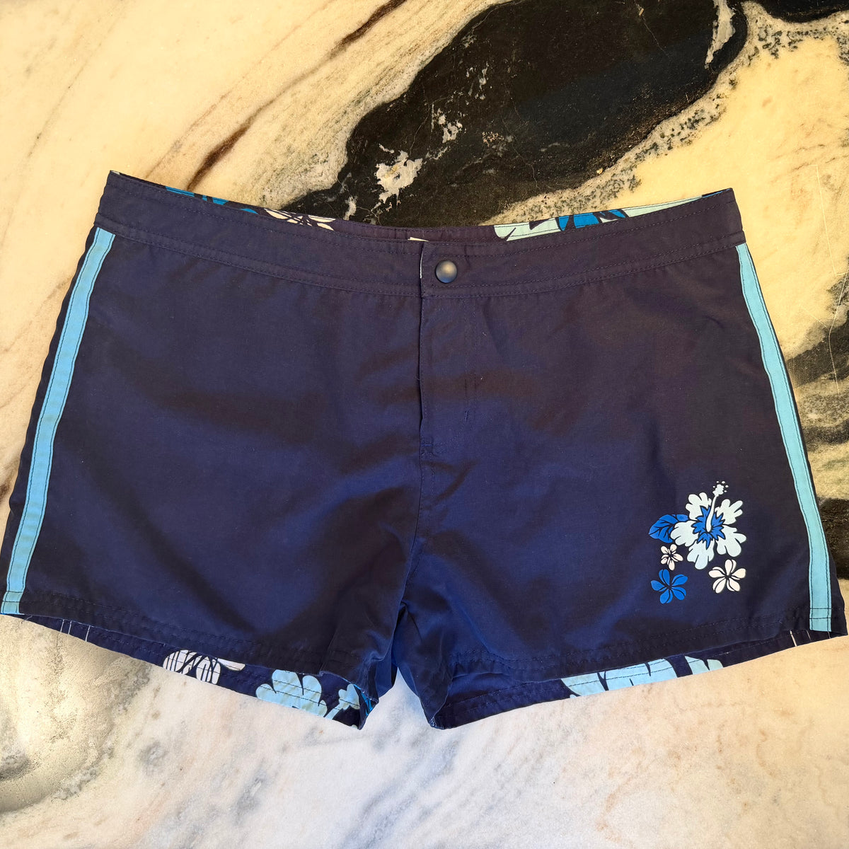 Vintage 90s Hawaiian Boardshorts