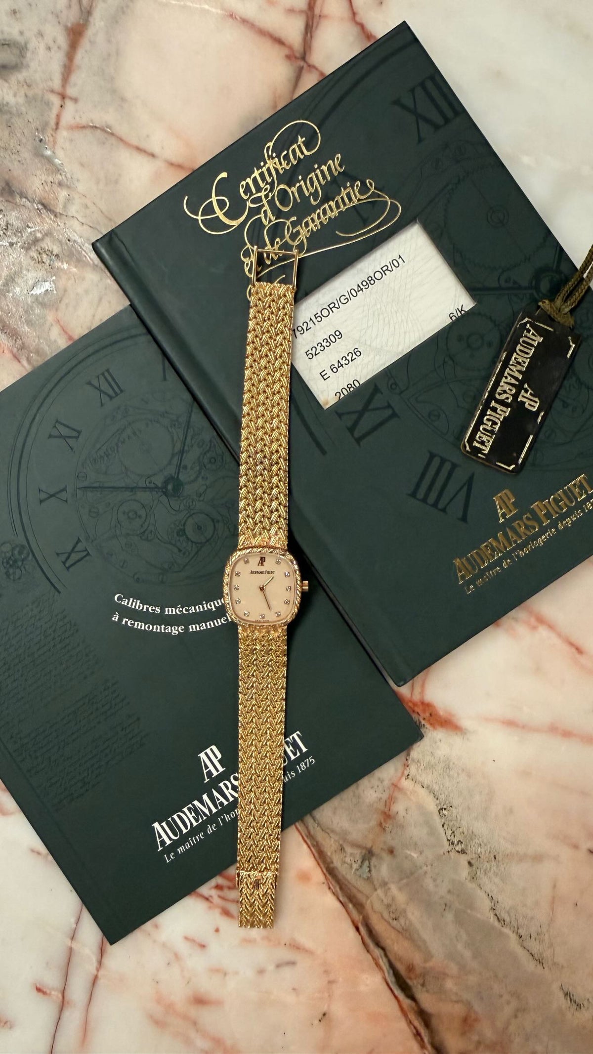 Audemars Piguet 22mm Integrated bracelet