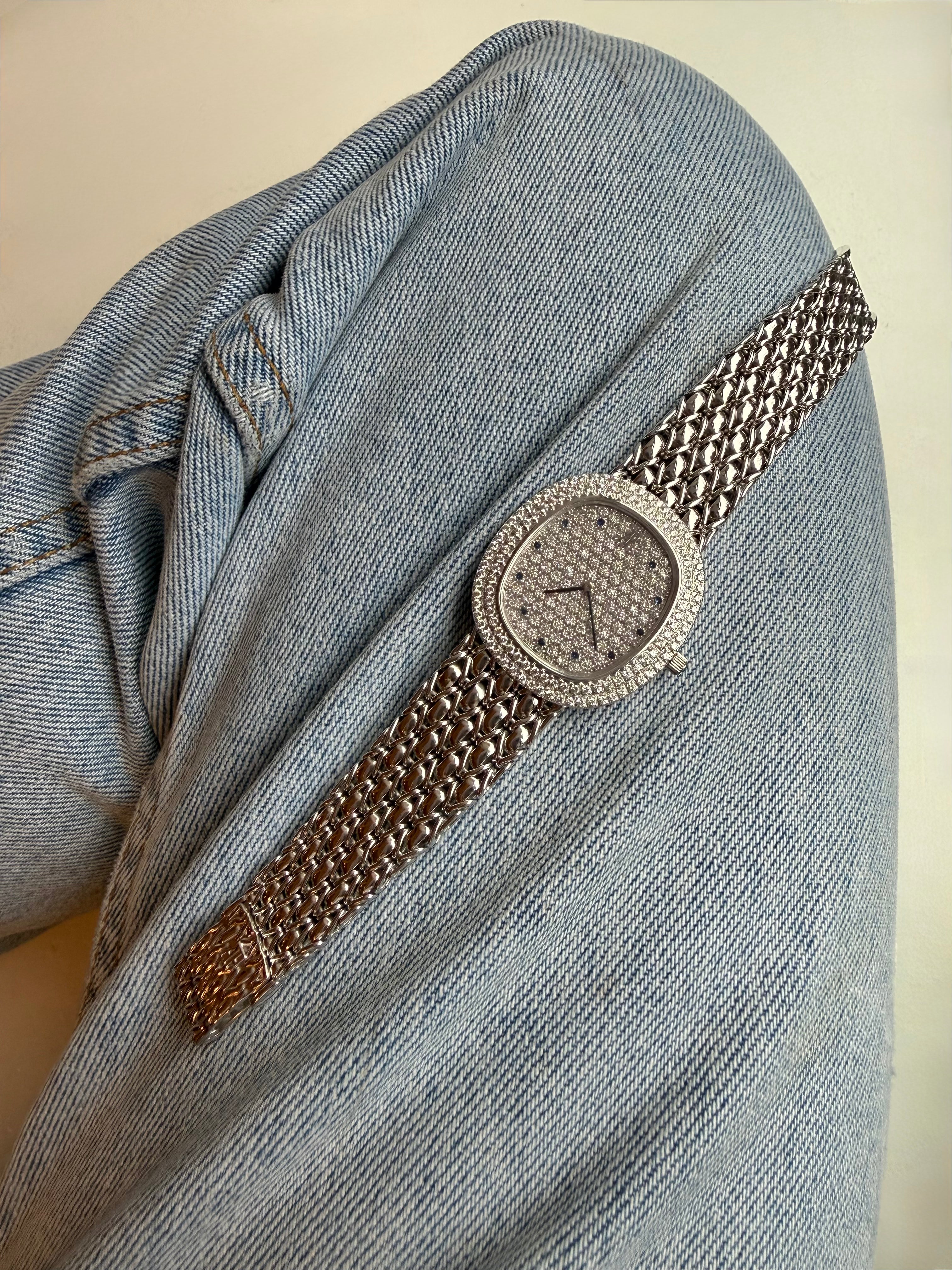 Audemars Piguet 18k White gold oval-shaped watch