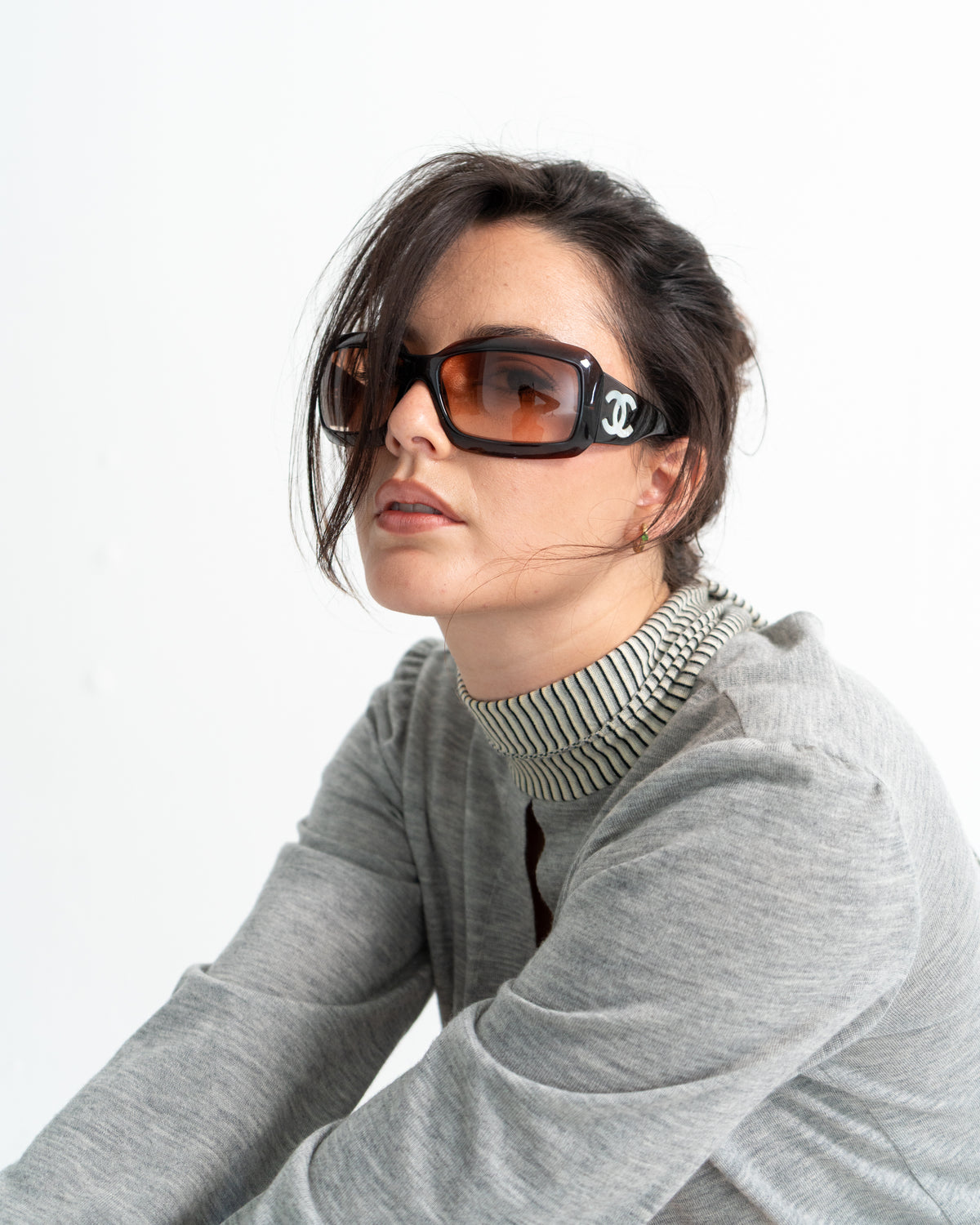 Chanel 2006 Cashmere Pullover Vintage From the Fall/Winter 2006 Collection